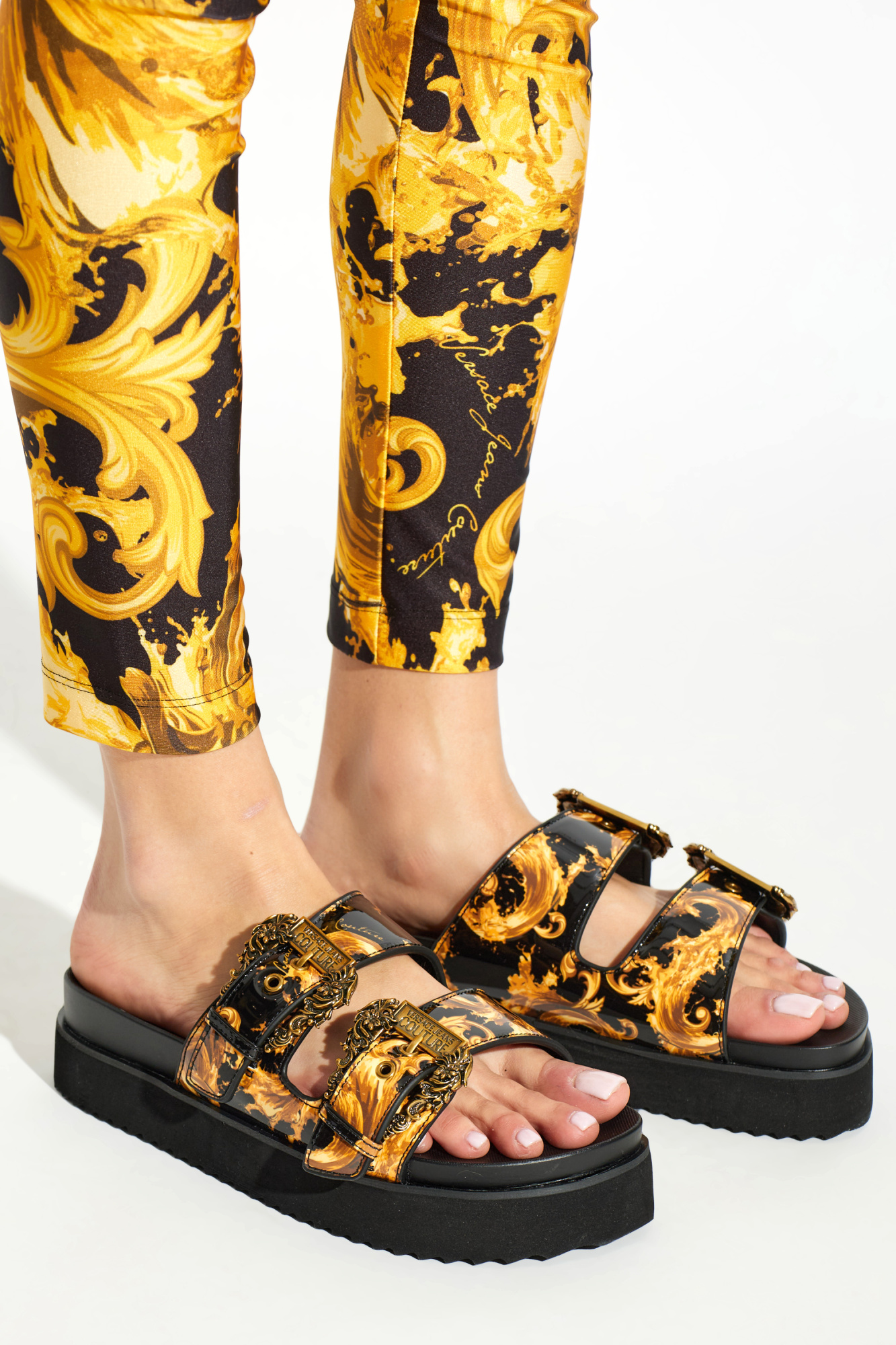 Versace Jeans Couture Platform flip-flops | Women's | Vitkac